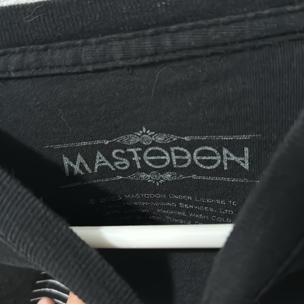 LONG SLEEVE - Picture 3 of 3